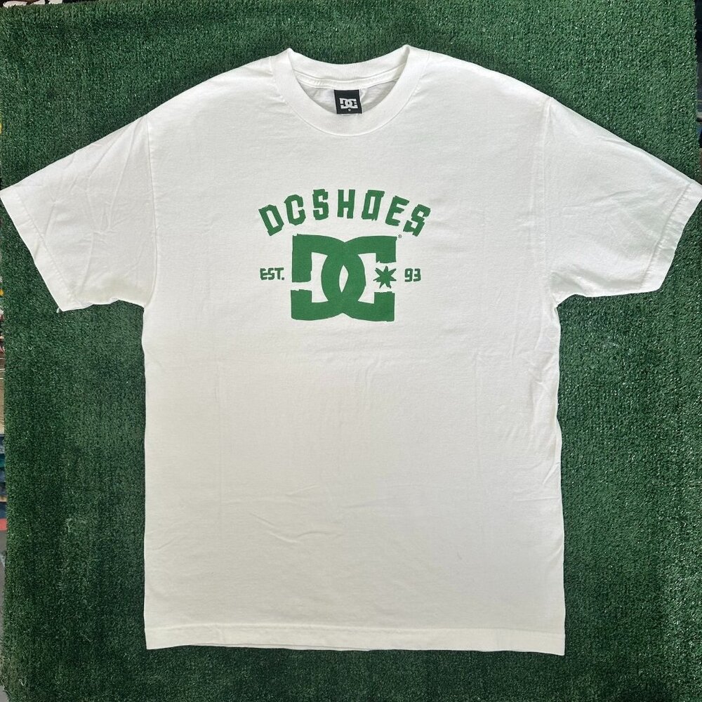 Vintage Y2K DC Shoes Skater T-Shirt White DC Star Logo Tee